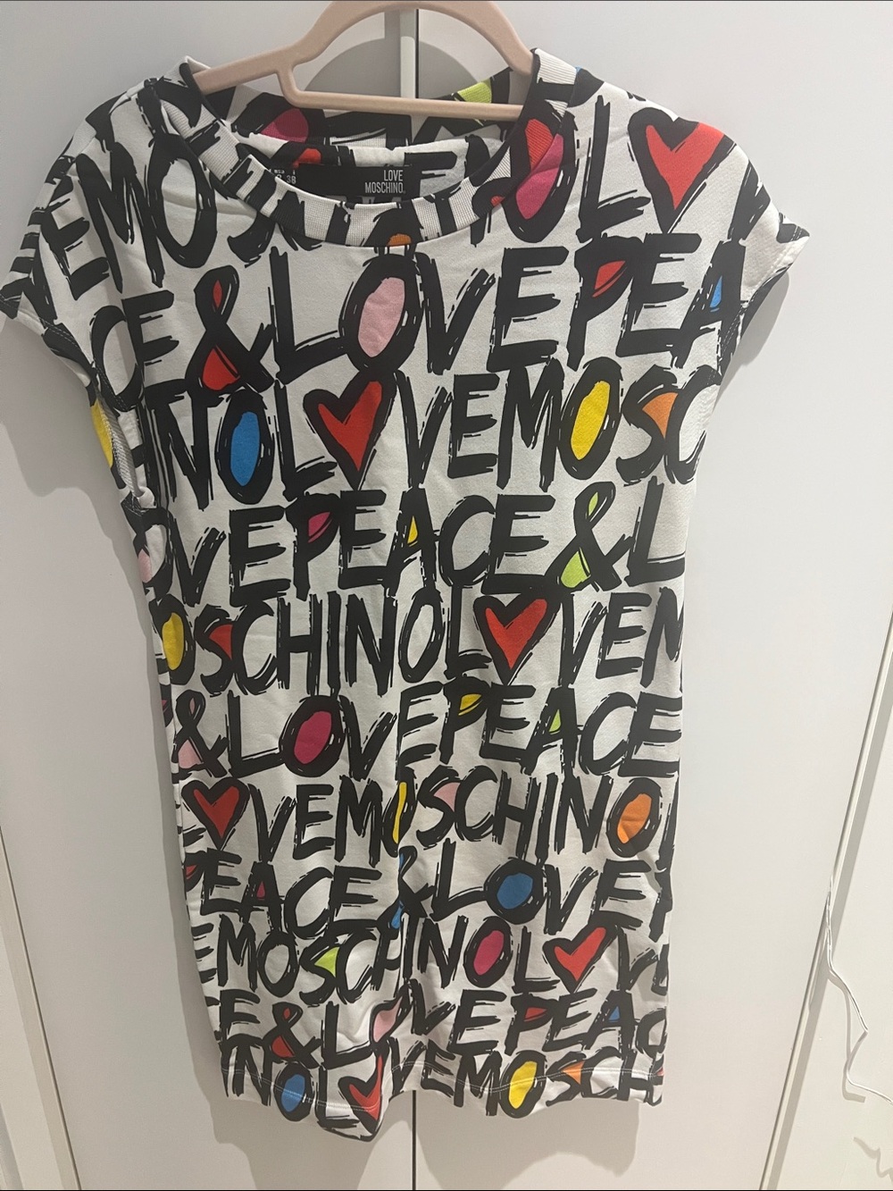 Love Moschino White Graphic Logo Tee Dress with Multicolor Hearts